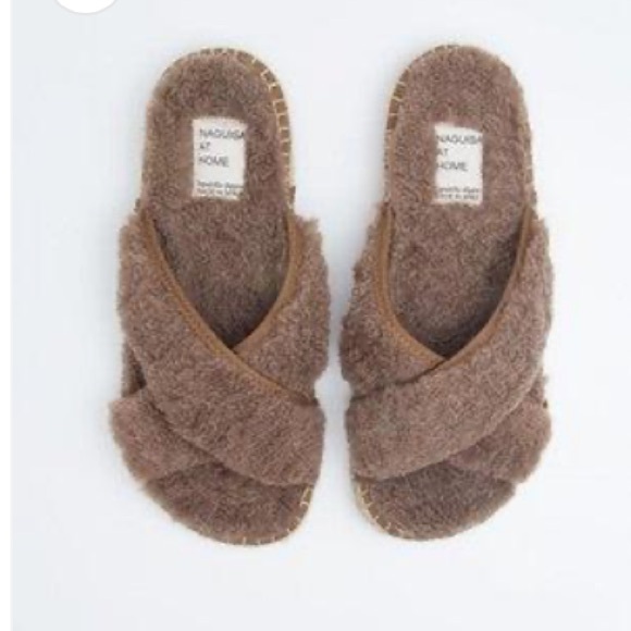Naguisa Shoes - 2 for $15 💞 Naguisa at Home Namai Shoe Slipper in Taupe